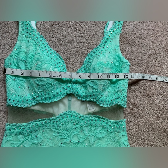 La Femme Prom Dress Midriff Cutout Green Lace Fitted Maxi Formal Grad 💫 - Picture 8 of 17